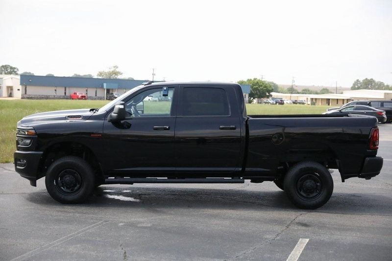 2025 RAM 2500 Tradesman Crew Cab 4x4 6