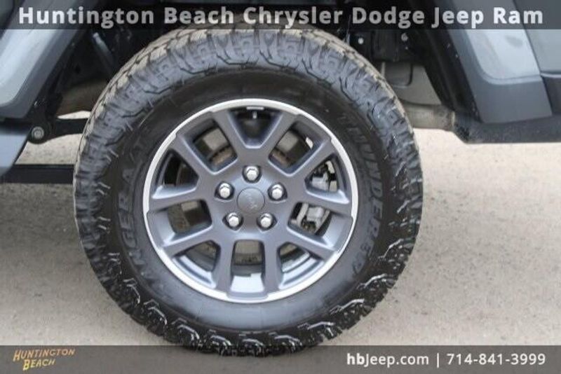2021 Jeep Gladiator OverlandImage 10