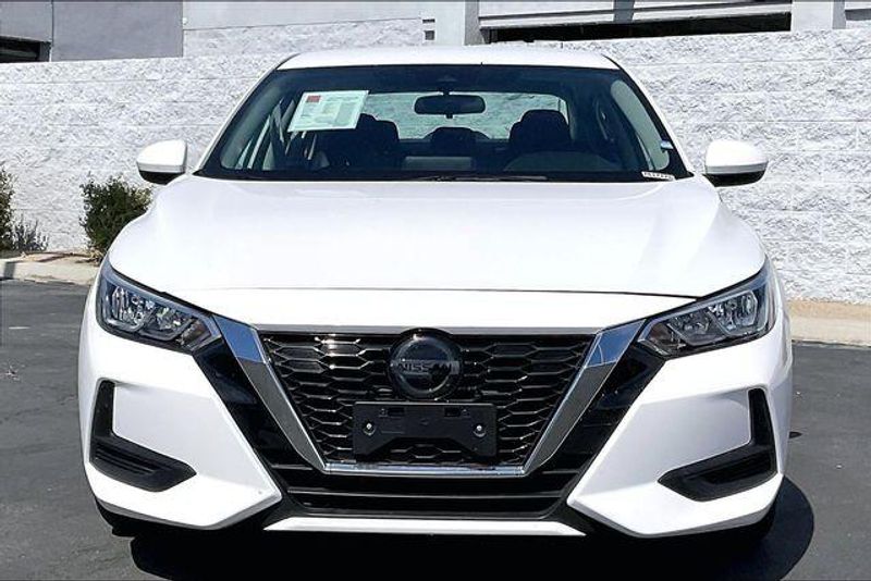 Used 2023 Nissan Sentra SVImage 2
