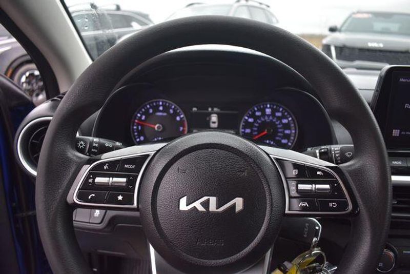 Used 2024 Kia Forte LXSImage 23