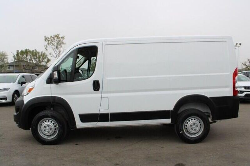 2025 RAM ProMaster 1500 Low Roof 118 WBImage 10