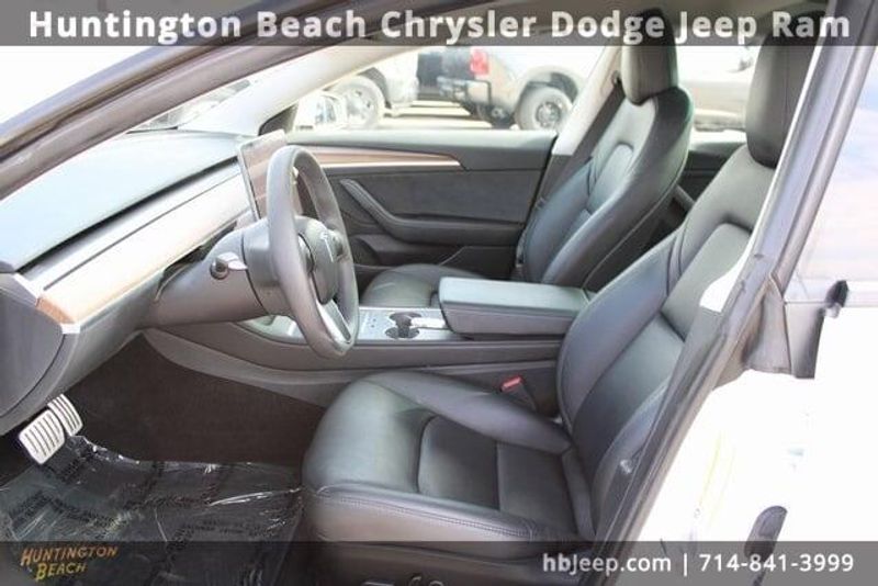 2023 Tesla Model 3 PerformanceImage 38