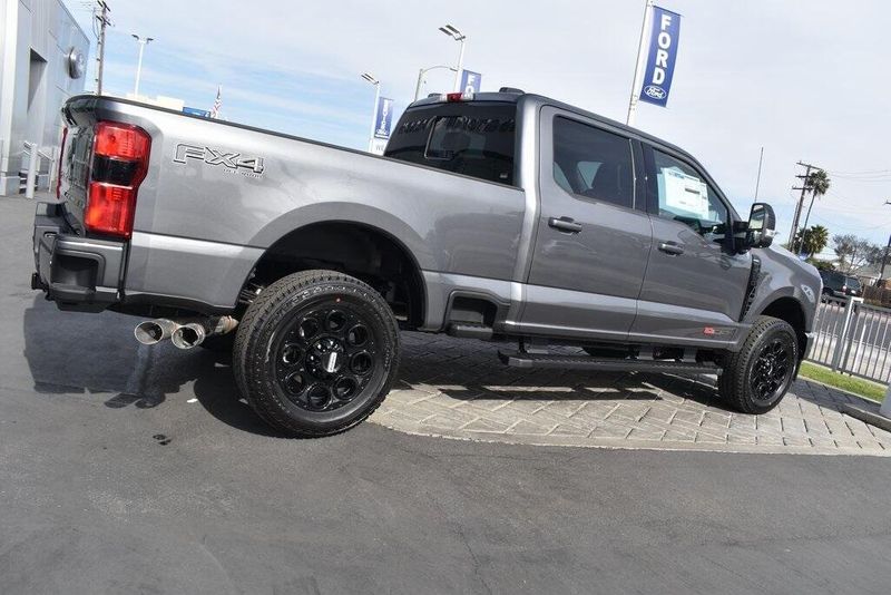 New 2024 Ford F-250SD LariatImage 2