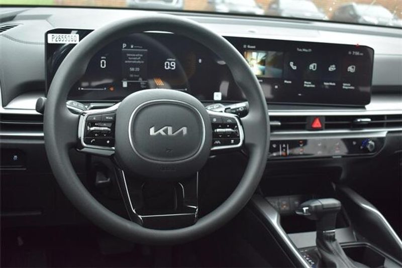2024 Kia Sorento LXImage 17