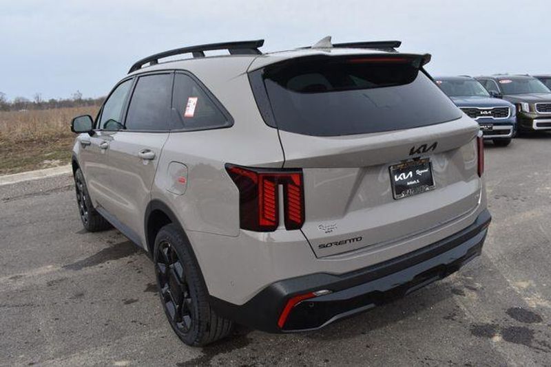 New 2026 Kia Sorento X-Line SXImage 6