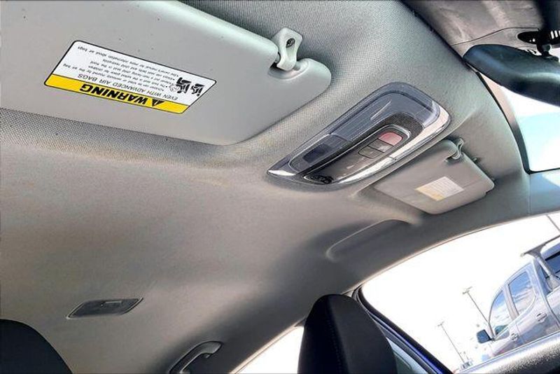 Used 2023 Hyundai Elantra SELImage 29