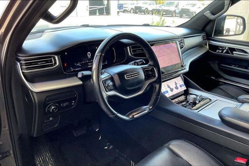 2022 Jeep Grand Wagoneer Series IImage 14