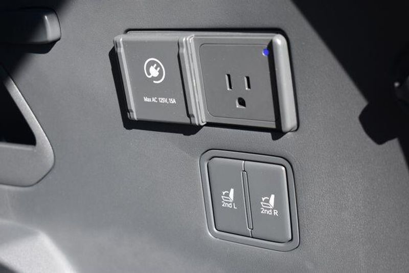 New 2026 Kia EV9 WindImage 22