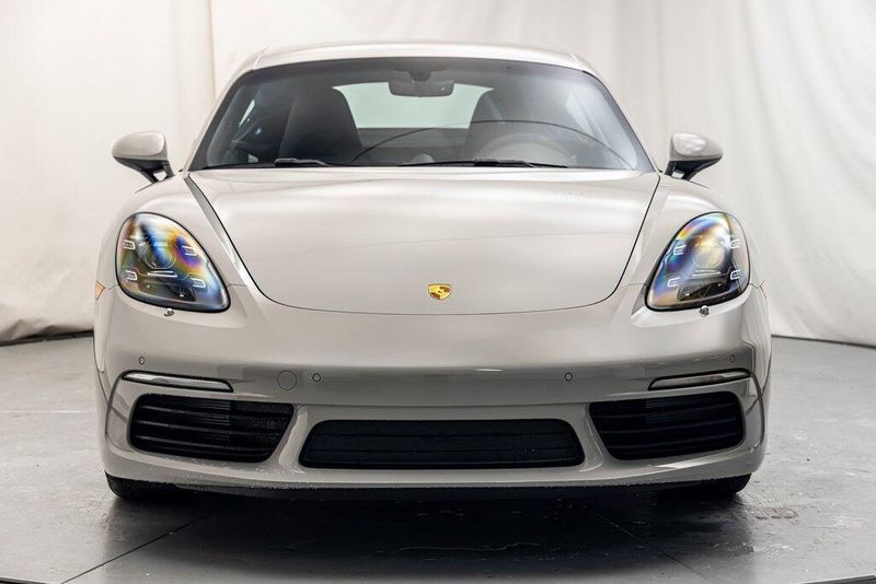 2024 Porsche 718 Cayman BaseImage 8