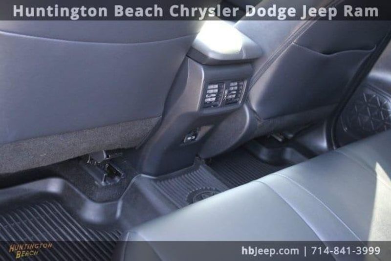 2023 Toyota RAV4 XLE PremiumImage 33