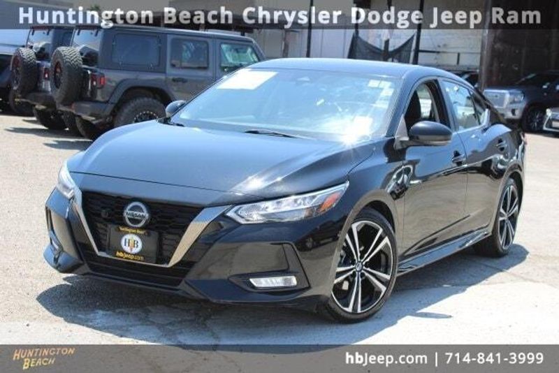 2020 Nissan Sentra SRImage 10
