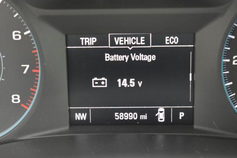 Used 2018 Chevrolet Malibu LTImage 25
