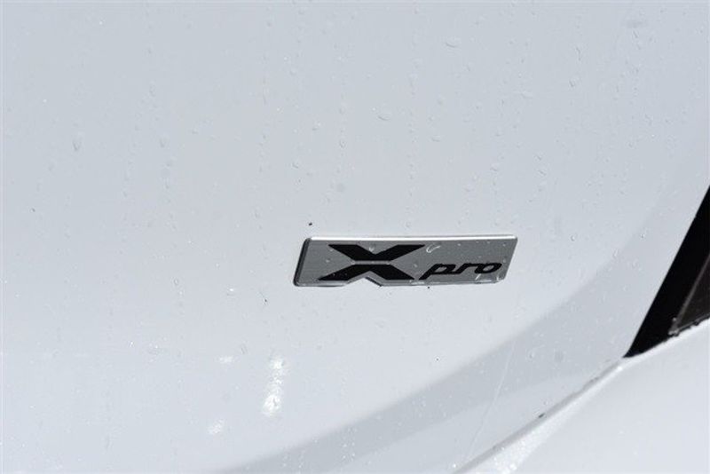 2024 Kia Telluride SX X-Pro in a Glacial White Pearl exterior color and Blackinterior. Raymond Auto Group 888-703-9950 raymonddeals.com 