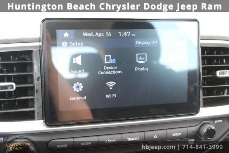 2025 Hyundai Venue SELImage 24