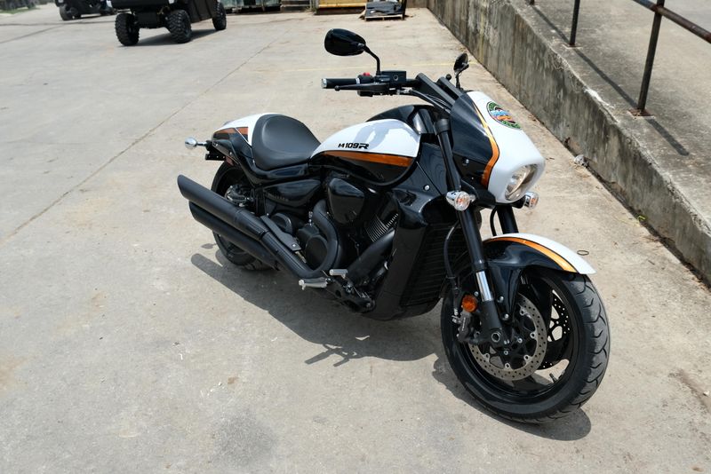 2020 SUZUKI BOULEVARD M109R BOSS WHITE 