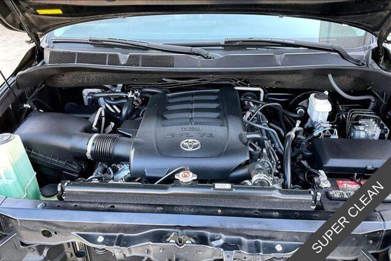 Used 2019 Toyota Sequoia PlatinumImage 9