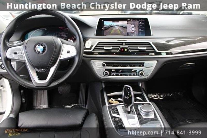 2020 BMW 7 Series 740iImage 14