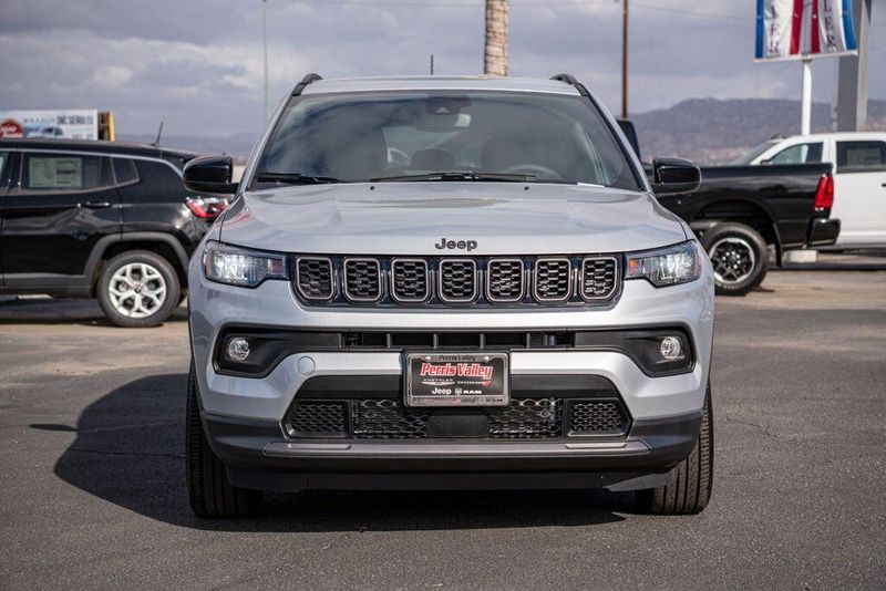 New 2026 Jeep Compass LatitudeImage 2