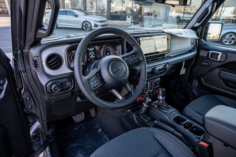 New 2026 Jeep Wrangler Sport SImage 10