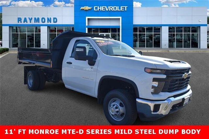 New 2025 Chevrolet Silverado 3500HD Work TruckImage 1