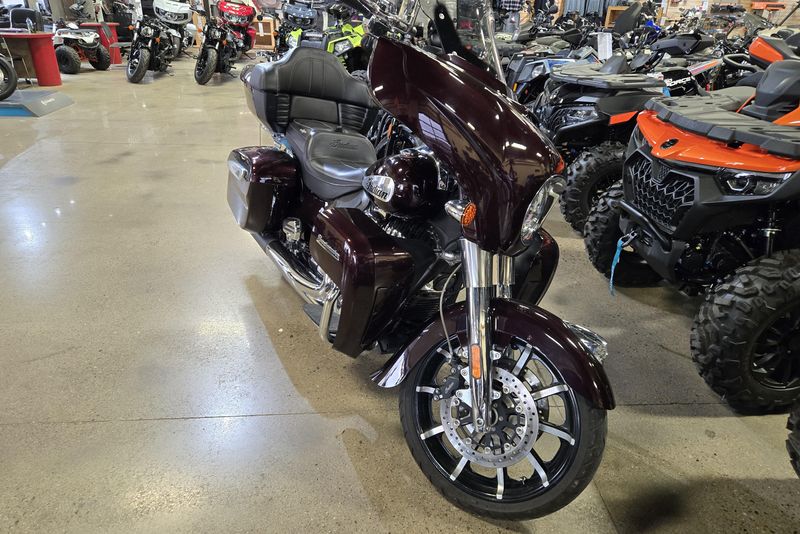 2021 INDIAN MOTORCYCLE ROADMASTER LIMITED CRIMSON MTLLC 49ST 