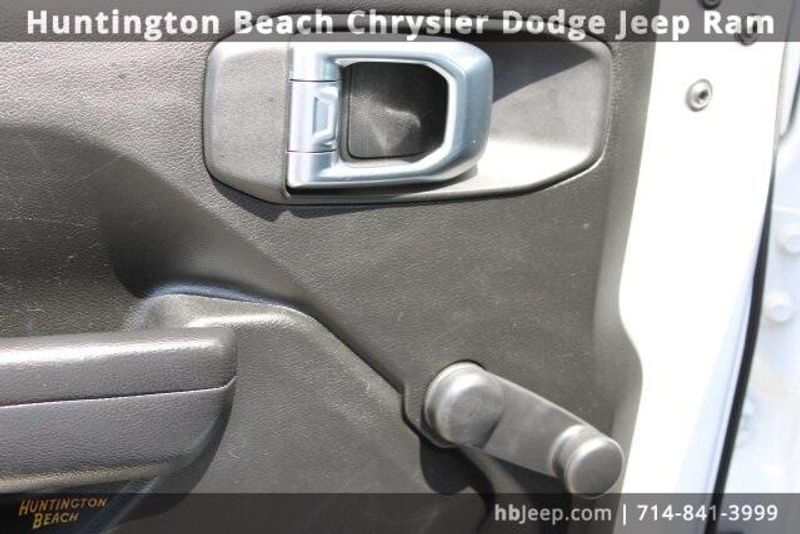 2023 Jeep Wrangler SportImage 13