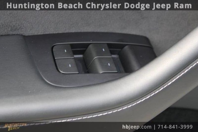 2023 Tesla Model Y Long RangeImage 11
