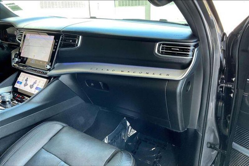 2022 Jeep Grand Wagoneer Series IImage 16