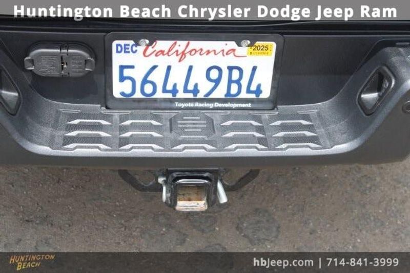 2019 Toyota Tacoma TRD ProImage 9