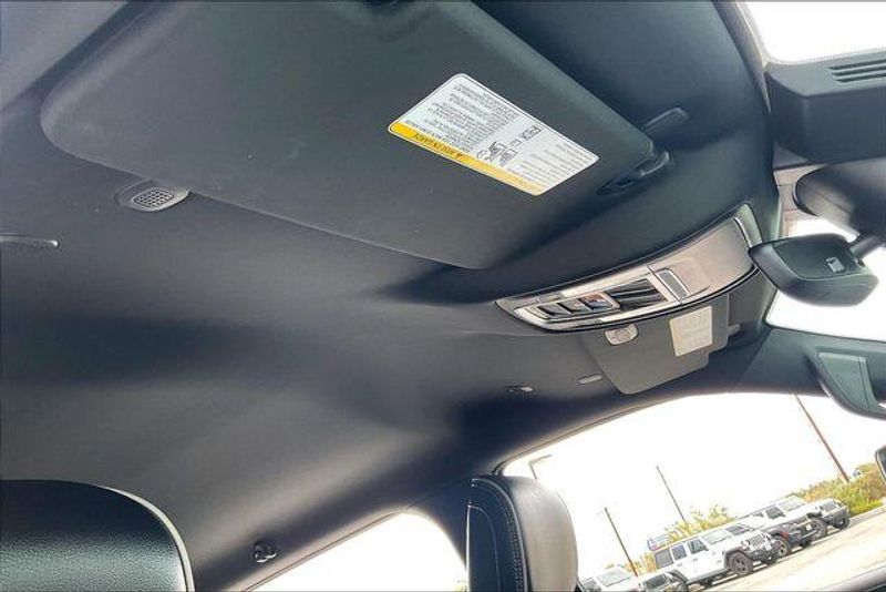 Used 2023 RAM 1500 LaramieImage 29