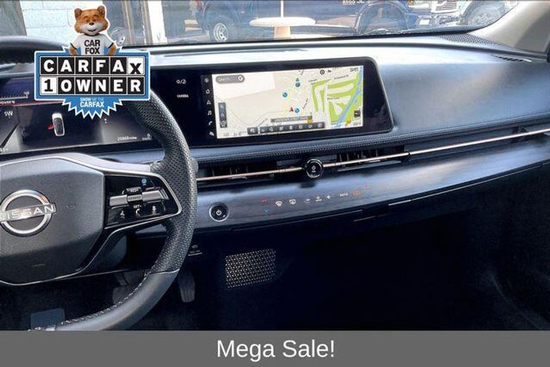 Used 2025 Nissan Ariya EngageImage 5