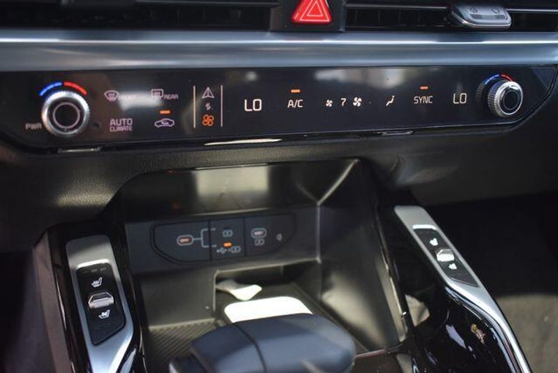 New 2026 Kia Sorento X-Line SXImage 32