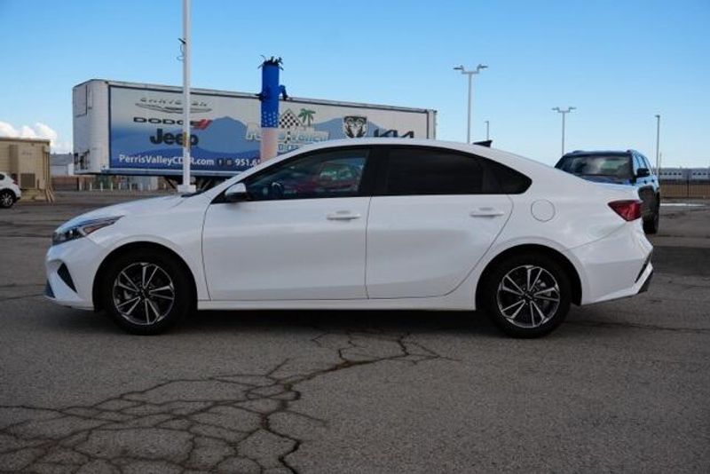 Used 2023 Kia Forte LXSImage 4