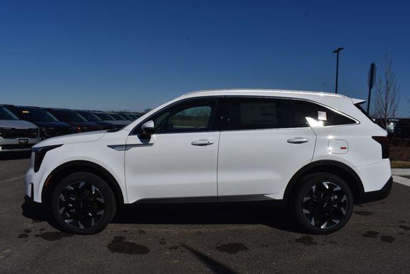 New 2026 Kia Sorento EXImage 7