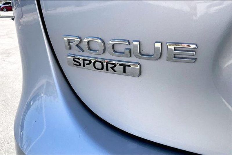 Used 2018 Nissan Rogue Sport SLImage 31