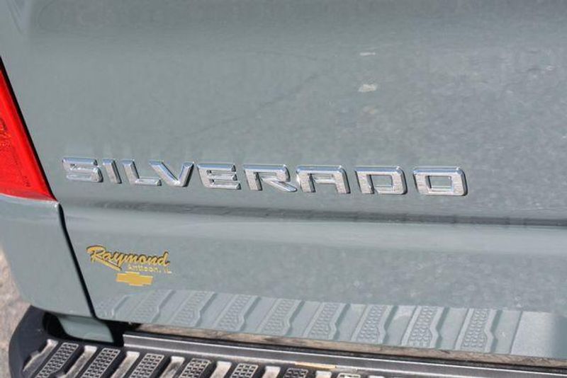 New 2025 Chevrolet Silverado 1500 LTImage 17