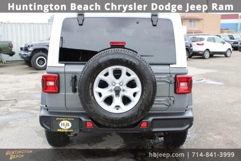 2021 Jeep Wrangler Unlimited IslanderImage 5