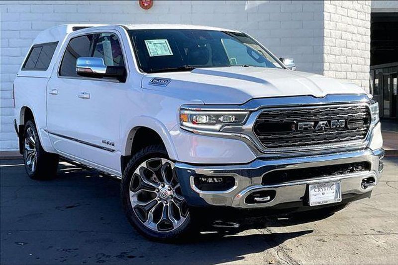 Used 2024 RAM 1500 LimitedImage 12