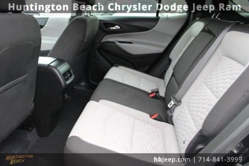 2021 Chevrolet Equinox LSImage 32