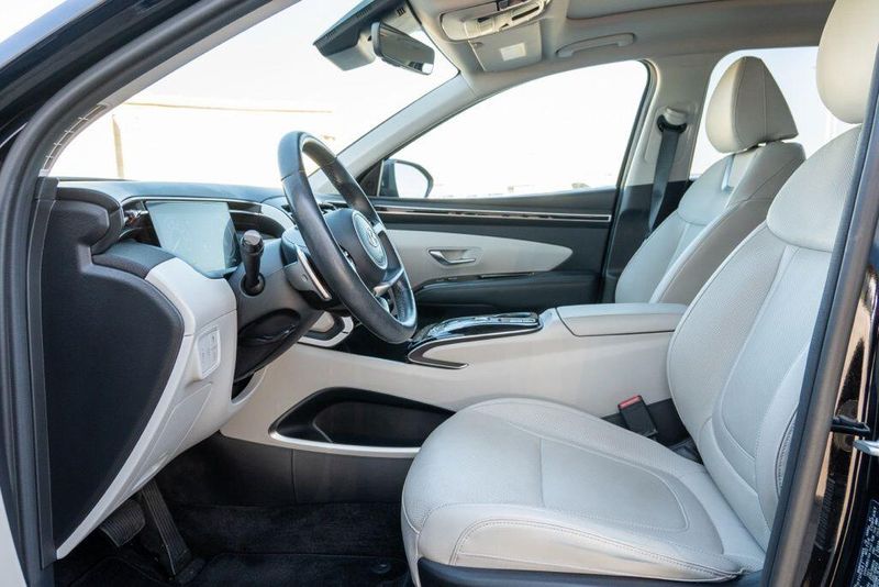 Used 2024 Hyundai Tucson Hybrid LimitedImage 11