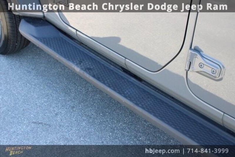 2020 Jeep Wrangler Unlimited SaharaImage 10