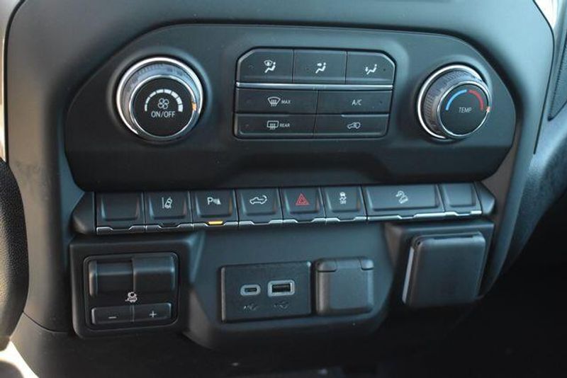 New 2026 Chevrolet Silverado 2500HD CustomImage 31