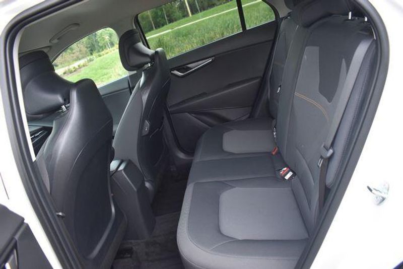 New 2026 Kia Niro LXImage 18
