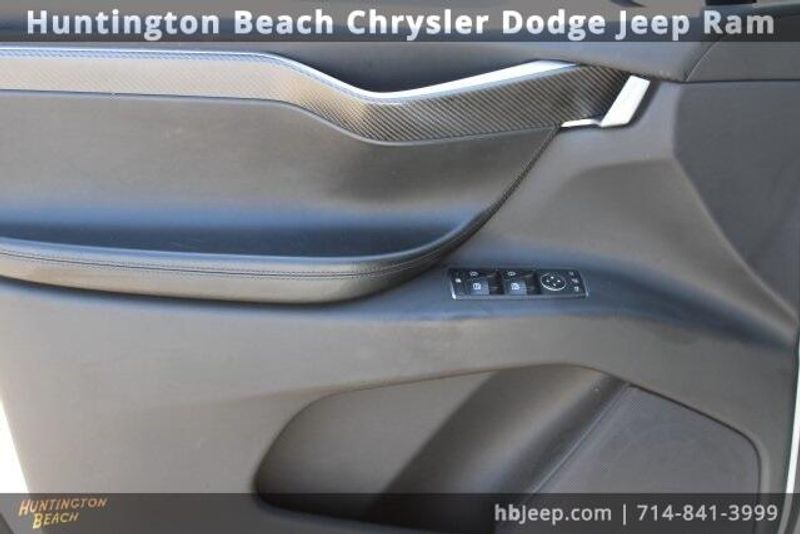 2017 Tesla Model X 75DImage 12