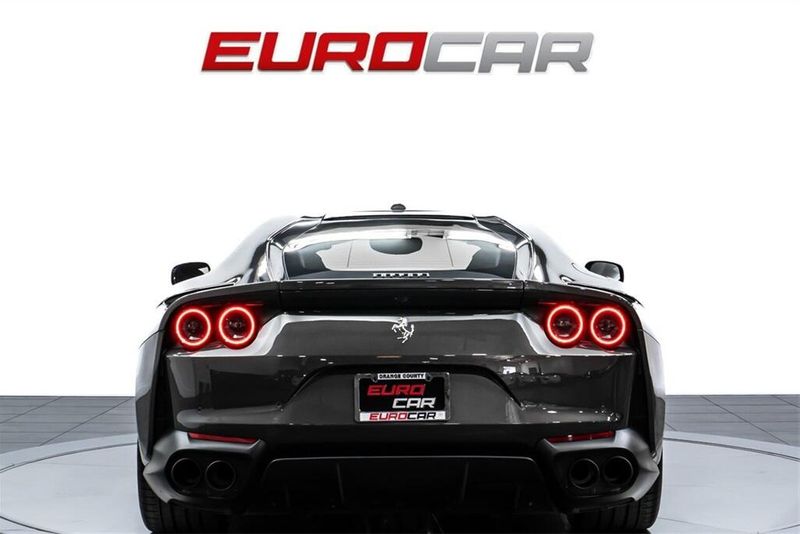 Used 2019 Ferrari 812 Superfast *HISTORICAL PAINT * IMMACULATE CONDITION*Image 4