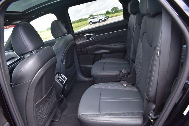 New 2026 Kia Sorento Hybrid X-Line SX PrestigeImage 22