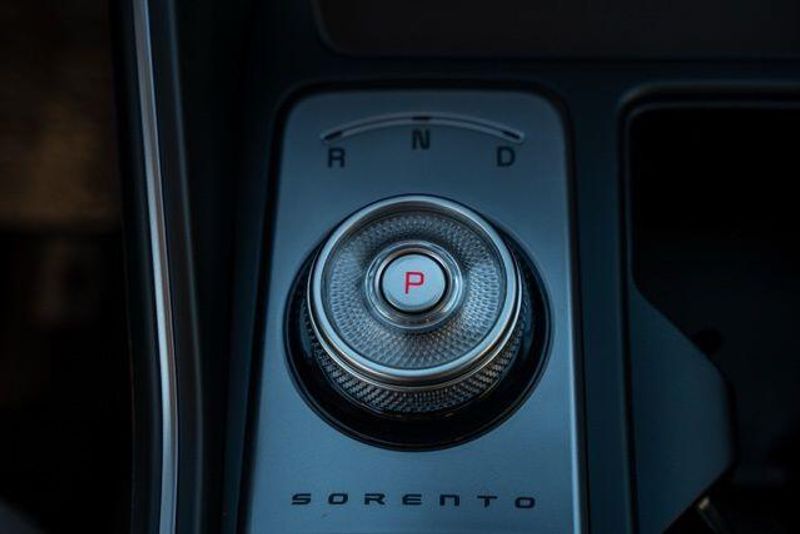 New 2026 Kia Sorento Hybrid EXImage 16