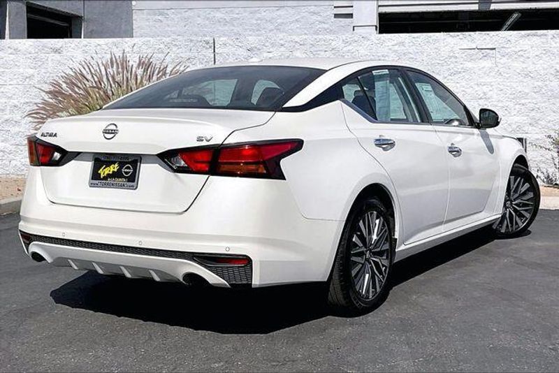 Used 2023 Nissan Altima 2.5 SVImage 13