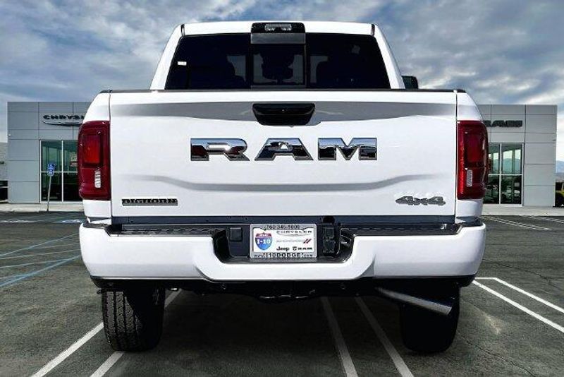 New 2027 RAM 2500 Big Horn Crew Cab 4x4 6