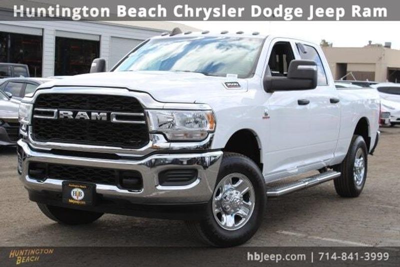 2023 RAM 3500 TradesmanImage 15